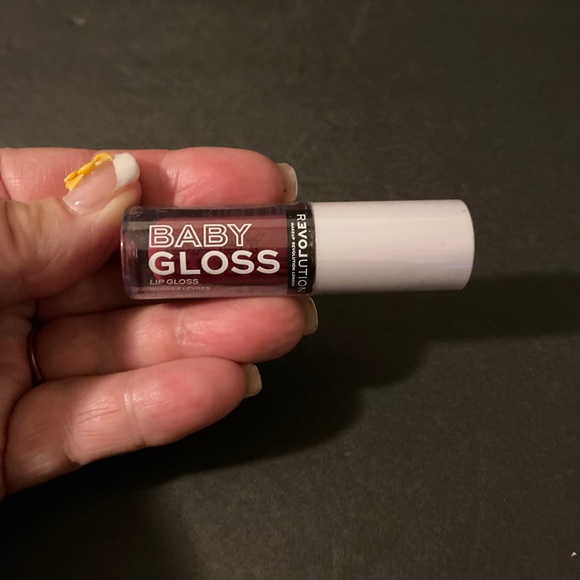 Revolution Baby Gloss Lipstick Super - Picture 1 of 2